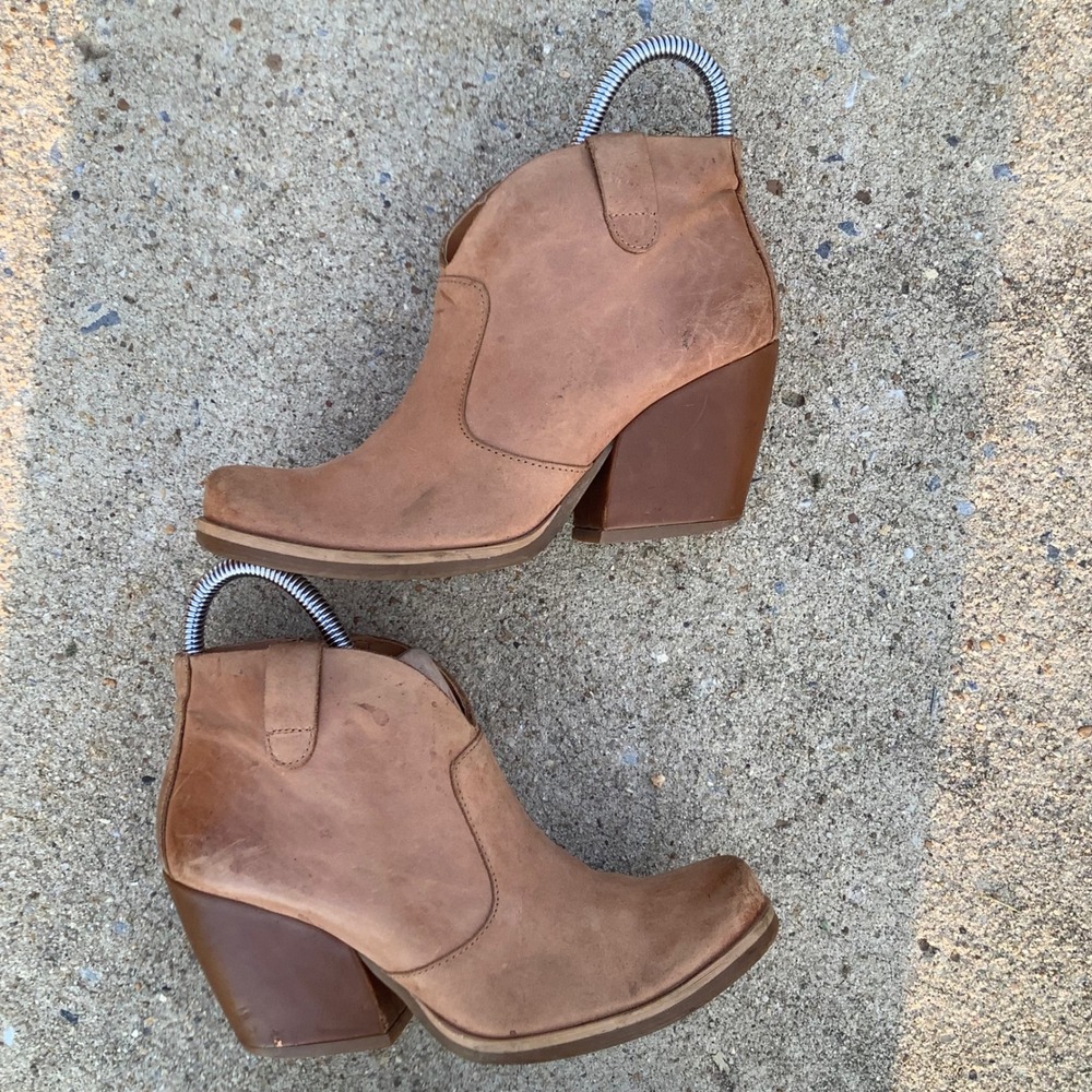 Korks Brown Leather Western Ankle Boots Block Heel Side Zip Q38016 CBHK16 SZ 6.5